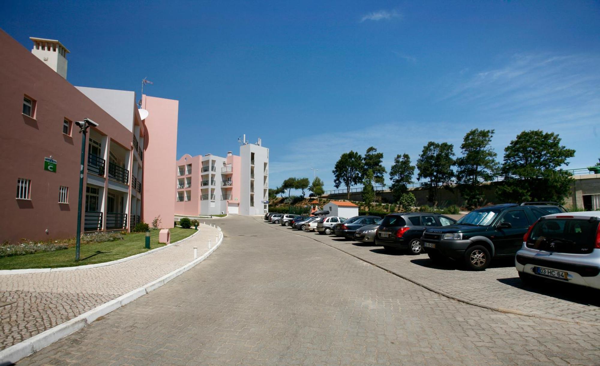 Apartamentos Coral Do Vau ปอร์ติเมา ภายนอก รูปภาพ