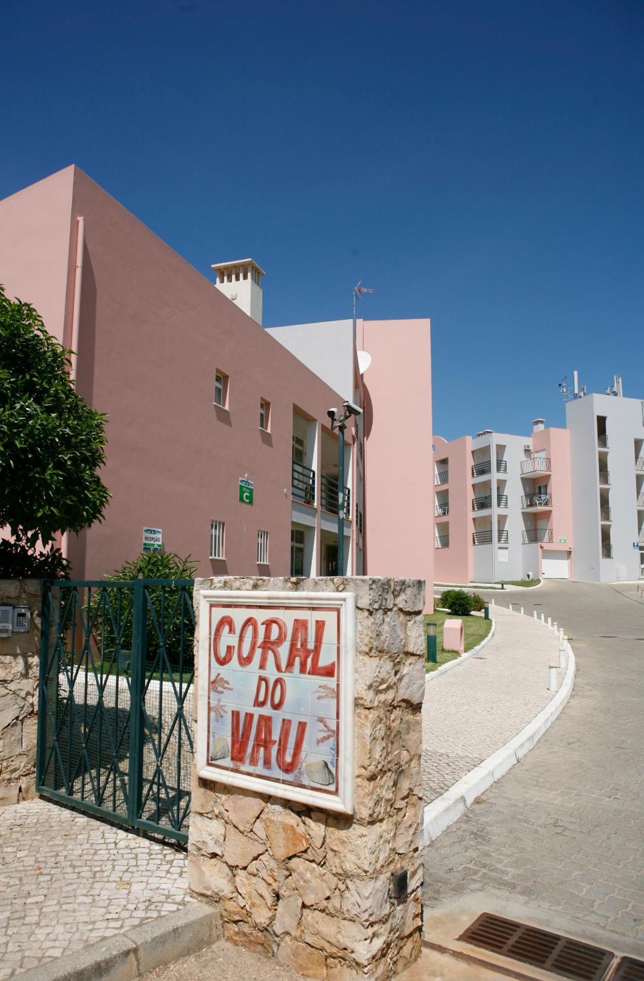Apartamentos Coral Do Vau ปอร์ติเมา ภายนอก รูปภาพ