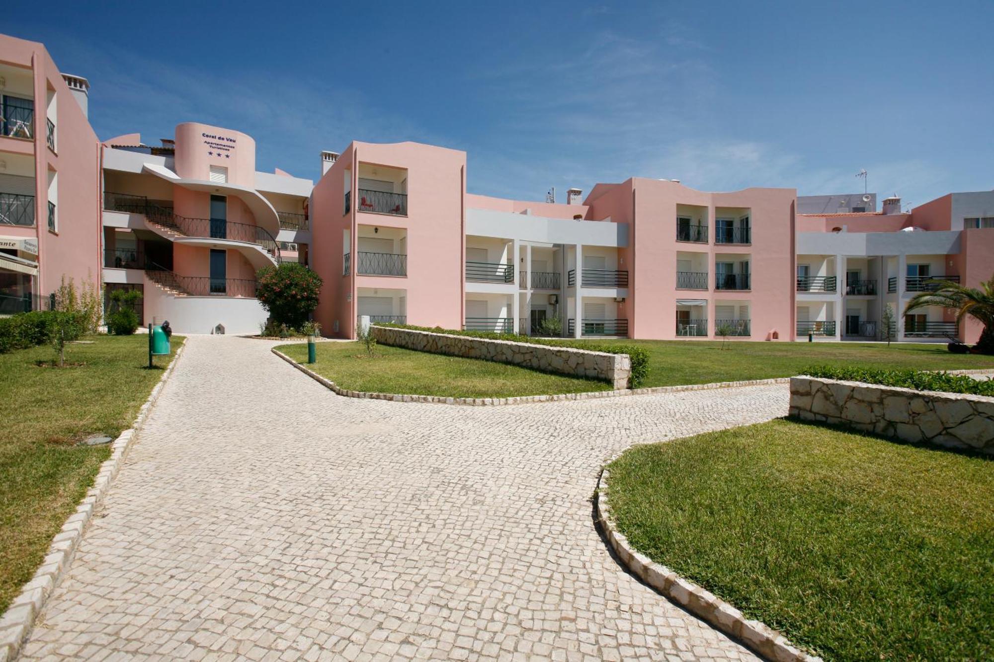 Apartamentos Coral Do Vau ปอร์ติเมา ภายนอก รูปภาพ
